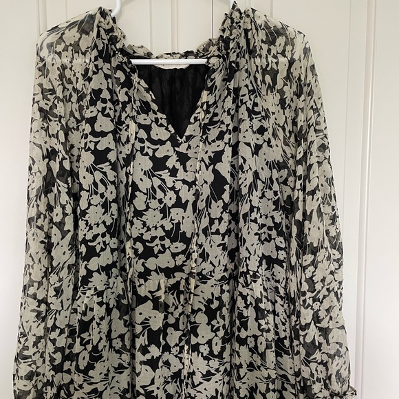 Boho Chic Dress - Picture 2 of 4